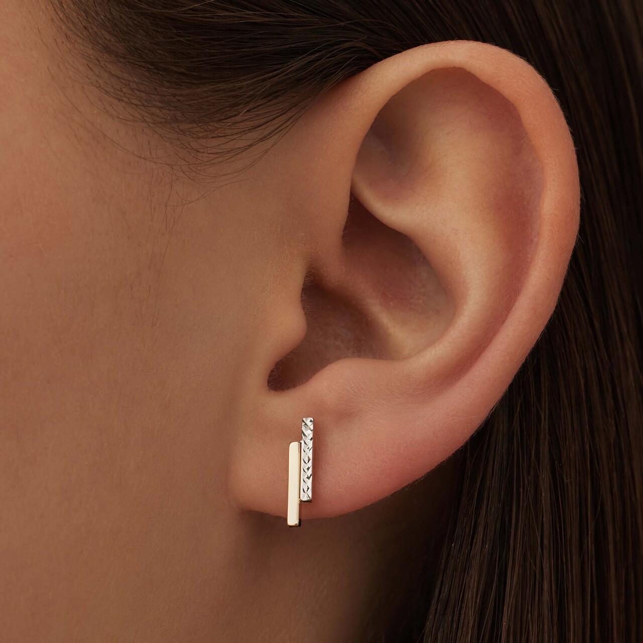 Isabel Bernard Le Marais Alice 14 karat gold ear studs with diamond cut