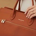 Isabel Bernard Honoré Nadine cognac læder håndtaske lavet af kalveskind med laptop rum