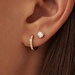 Isabel Bernard Cadeau d'Isabel paire de boucles d'oreilles en or 14 carats avec pierres de zircon