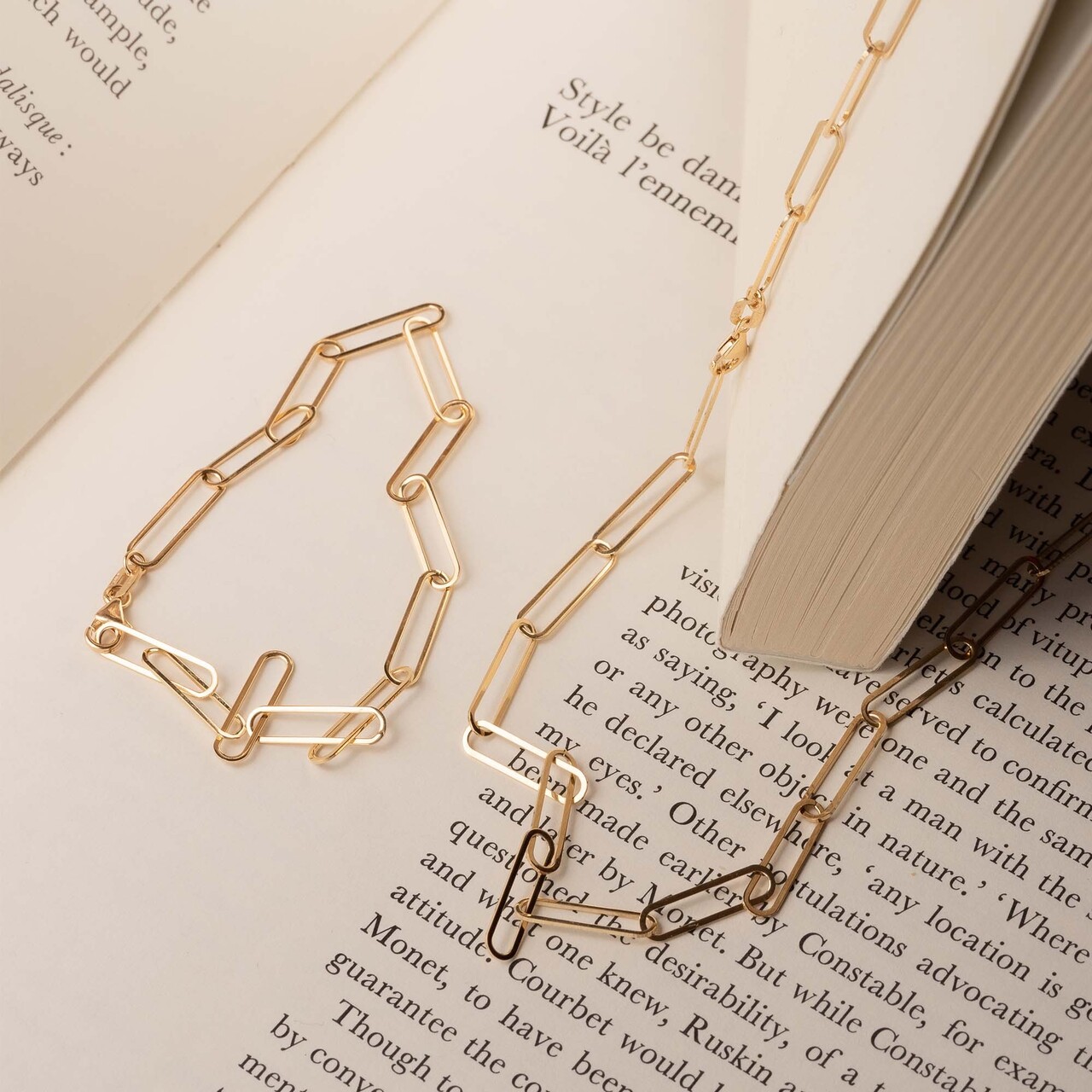 Isabel Bernard Cadeau d'Isabel 14 karat gold necklace and bracelet gift set