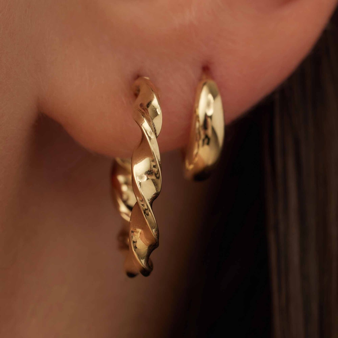 Isabel Bernard Rivoli Odette 14 karat gold hoop earrings with twist