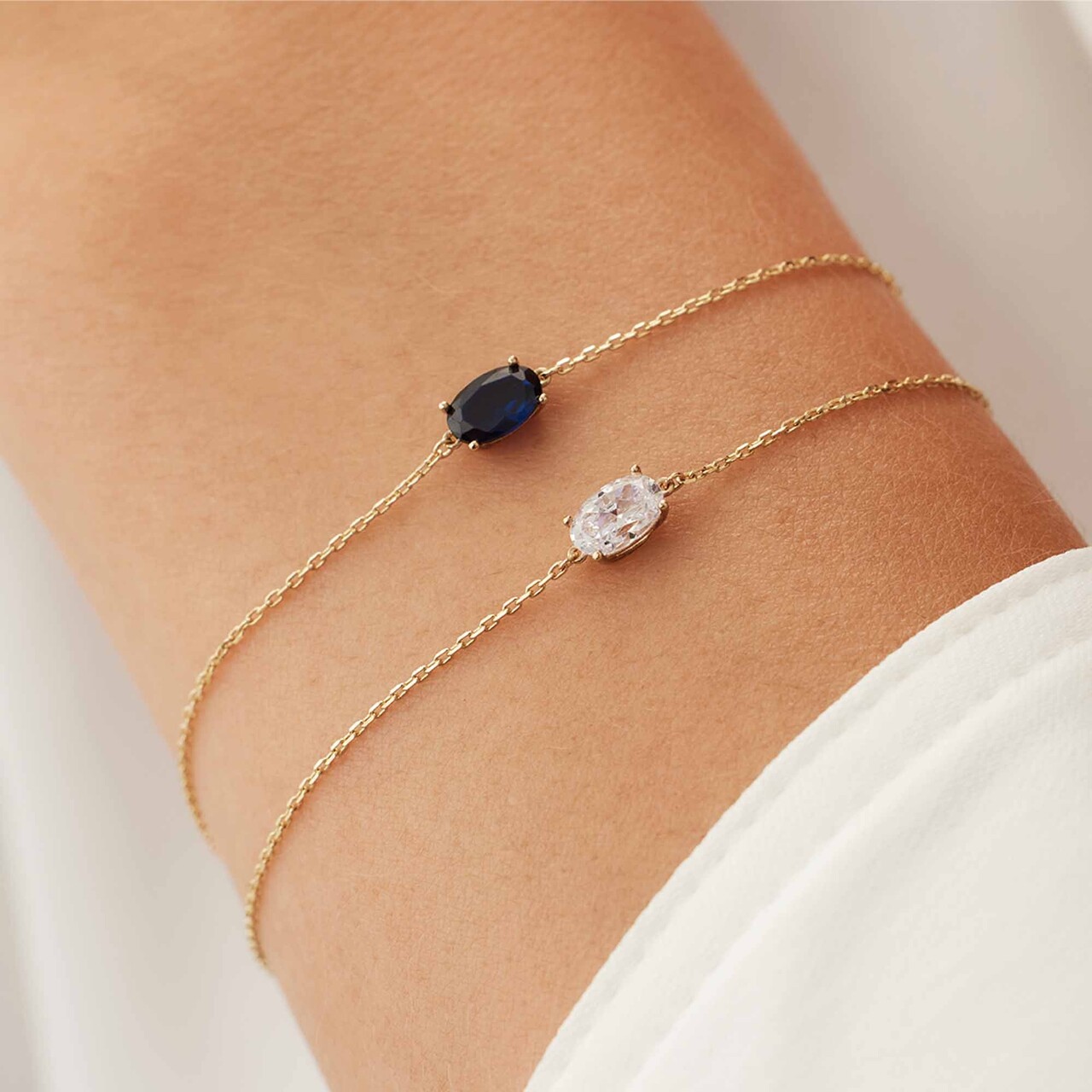 Isabel Bernard Baguette Genevieve 14 karat gold bracelet with white zirconia stone