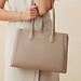 Isabel Bernard Cadeau d'Isabel taupe leren handtas en portemonnee giftset