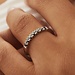 Isabel Bernard De la Paix Cecile anillo de oro blanco de 14 quilates con diamante negro 0.28 carat