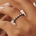 Isabel Bernard De la Paix Feline anello in oro bianco 14 carati con diamanti bianchi e neri 0.20 carati