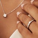 Isabel Bernard De la Paix Madeline anillo de oro blanco de 14 quilates con diamante 0.20 carat