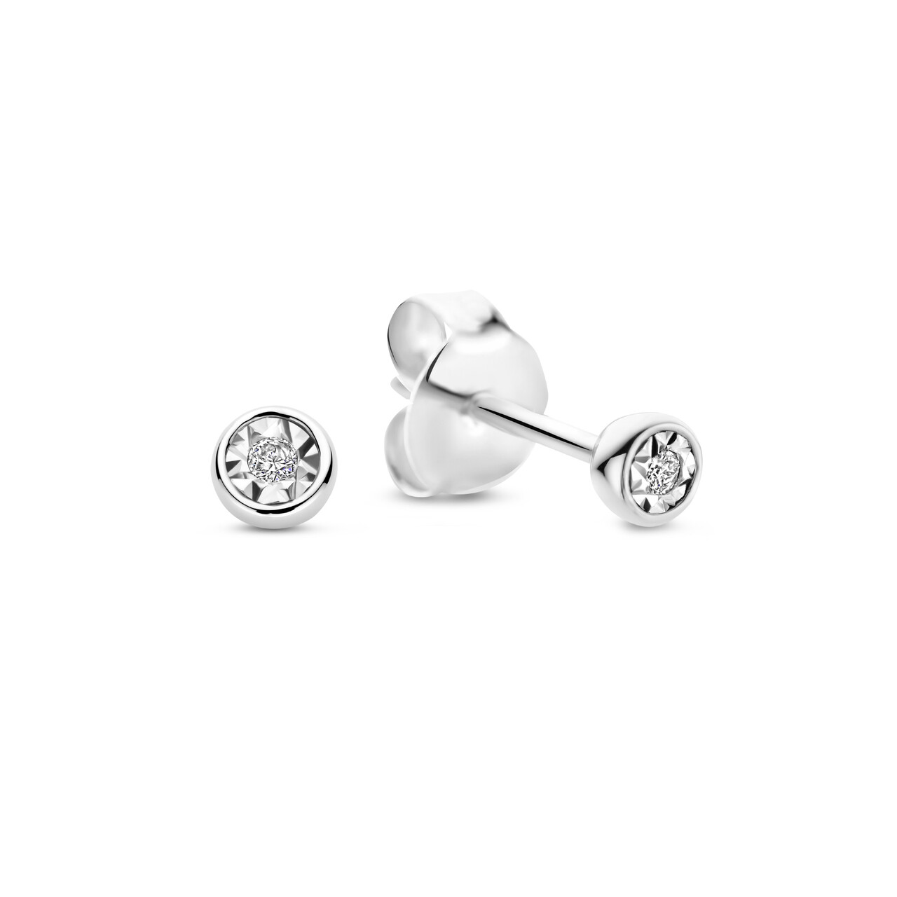 Isabel Bernard De la Paix Inaya14 karat white gold ear studs | diamond 0.02 ct