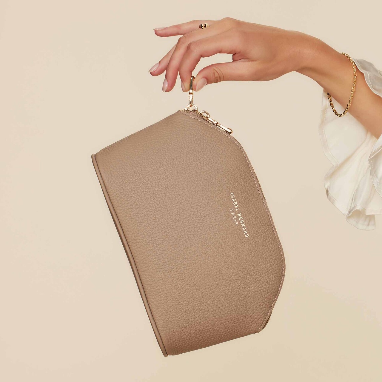 Isabel Bernard Honoré Brunelle taupe calfskin leather toiletry bag