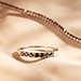 Isabel Bernard De la Paix Cecile anel de ouro branco de 14 quilates com diamante preto 0.28 carat