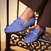 Isabel Bernard Vendôme Fleur blaue Wildleder-Loafers