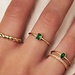 Isabel Bernard Baguette Olivia 14 karaat gouden ring met groene zirkonia steen