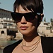 Isabel Bernard La Villette Roselin lunettes de soleil cat eye noires avec des verres noirs