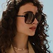 Isabel Bernard La Villette Rene lunettes de soleil carrées tortue marron avec des verres bruns dégradés