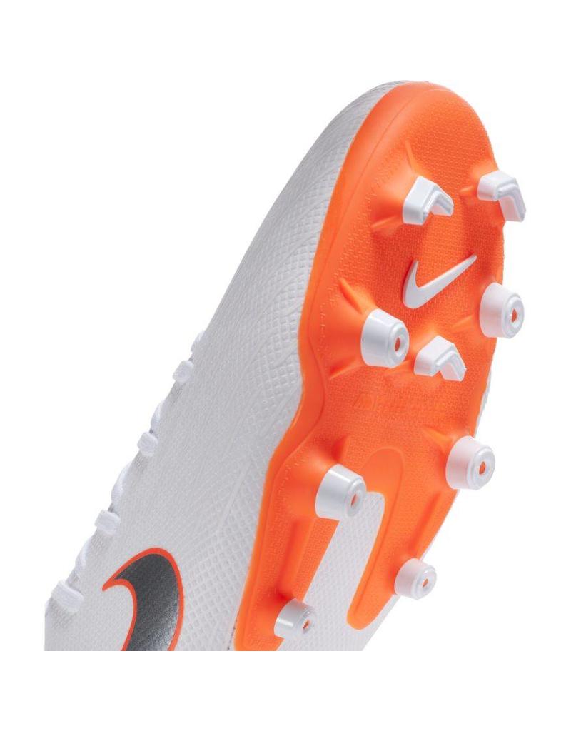 NIKE Men's Nike Superfly 6 Academy MG Multi-Ground Football Boot