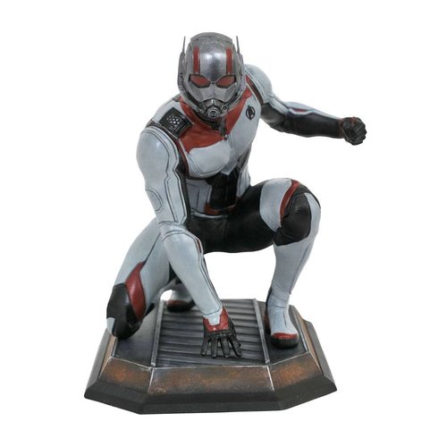 Diamond Select Toys Marvel Gallery Avengers Endgame Quantum Ralm Ant-Man PVC Statue