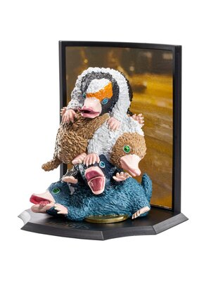 The Noble Collection Harry Potter Fantastic Beasts Pile of Baby Niflers Diorama