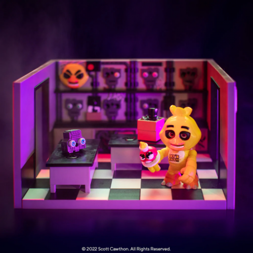 Funko Five Nights at Freddy's Storage Room With Chica Snap Playset Funko Five Nights at Freddy's Storage Room With Chica Snap Playset