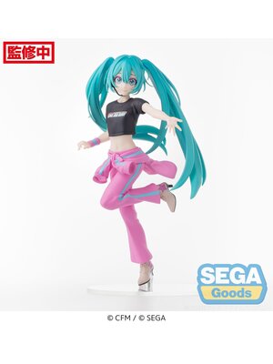 Sega Goods Hatsune Miku Berry Costume Figure Desktop x Decore 17cm