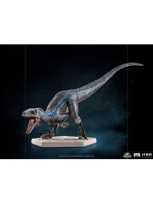 Iron Studios Jurassic World Fallen Kingdom Art Figure Blue 1/10
