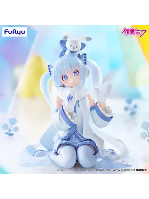 Furyu Hatsune Miku Snow Miku 'Sky Town' Statue Noodle Stopper 15cm