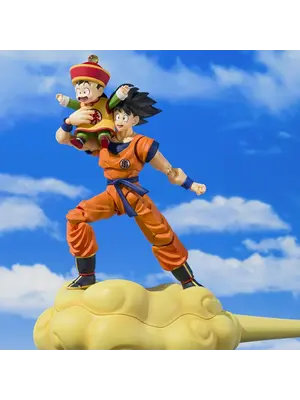 Bandai Tamashii Nations Dragon Ball Z Goku, Gohan & Kintoun Figure 24 & 6cm S.H. Figuarts