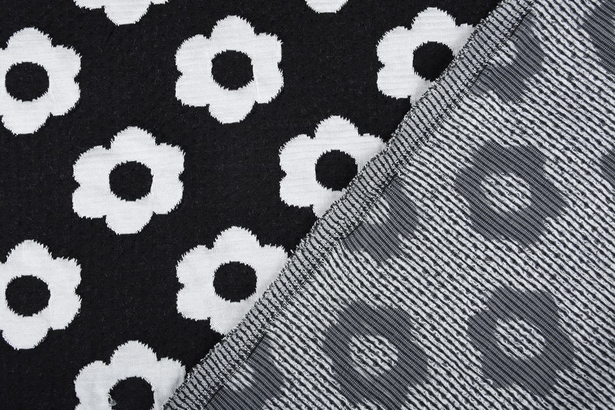 Jacquard Gestrickt Blumen Schwarz weiß - YES Fabrics