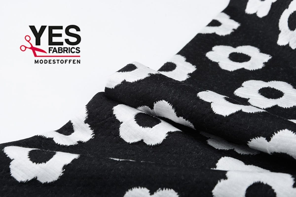 Jacquard gebreid Bloemen Zwart Wit