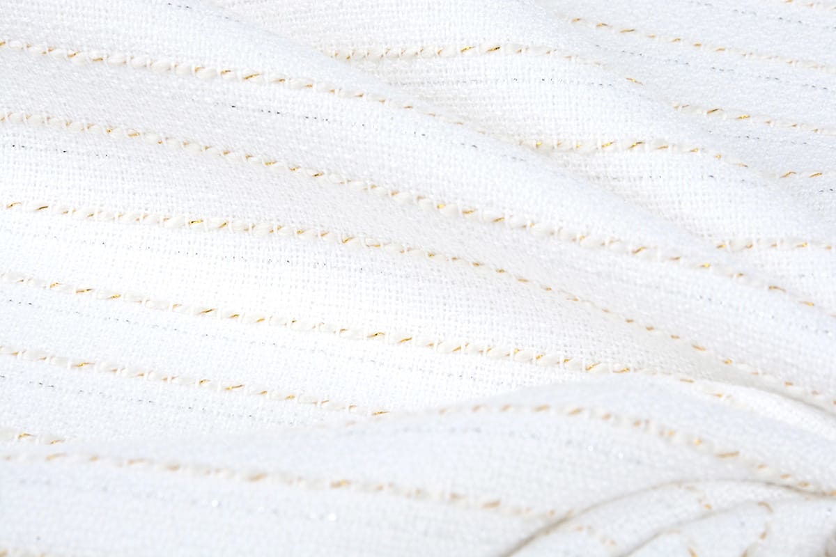 Bouclé Brillo White