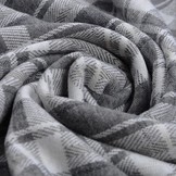 Knitted Checkered Large Berlia Gray White