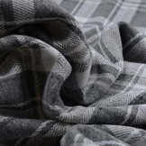 Knitted Checkered Large Berlia Gray White