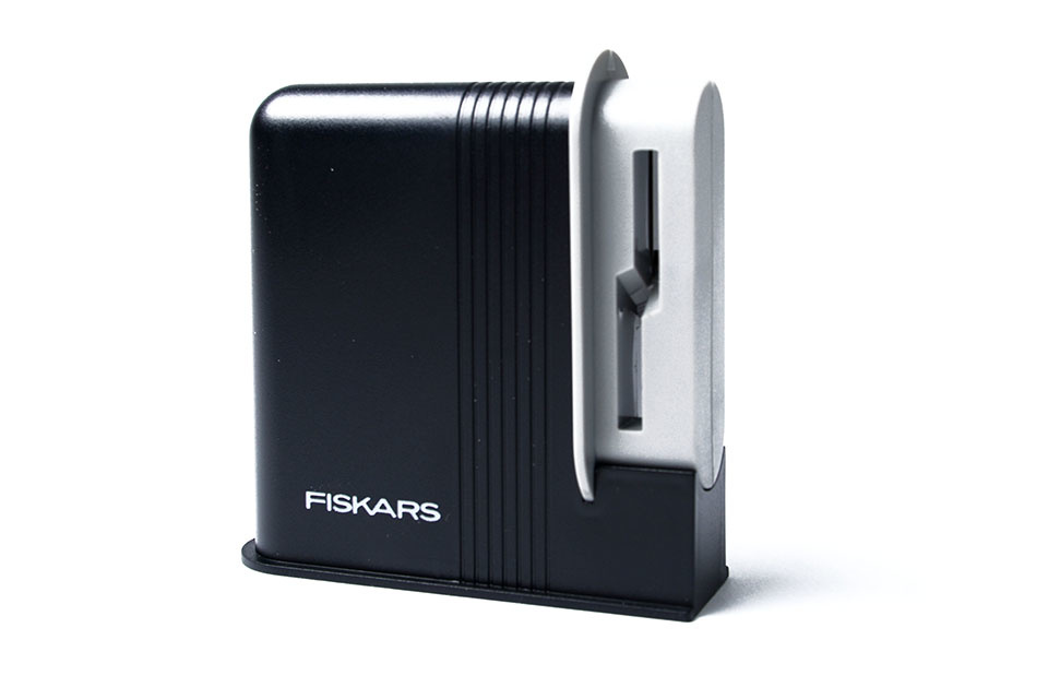 Clip-Sharp Fiskars scissor sharpener