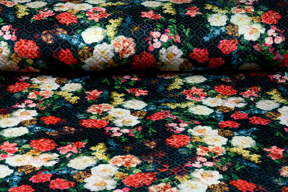 Kapitone Tricot Digitaal Bedrukt Bloemen Zwart