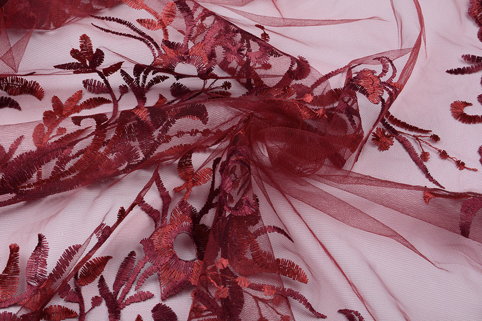 Mesh Embroidered Blomster