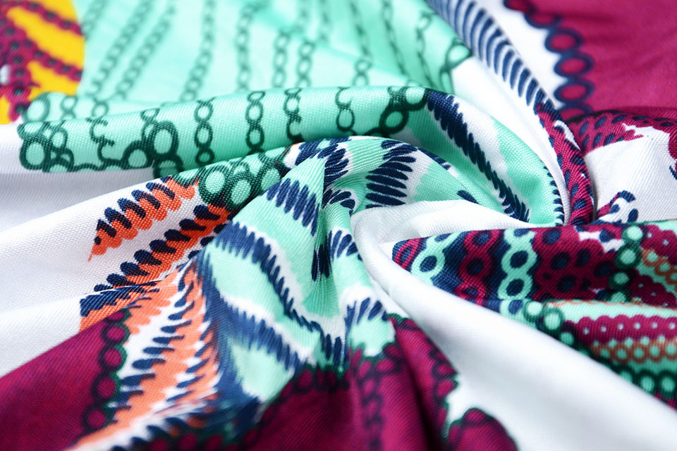 Lycra jersey Simmer Tropical flowers White