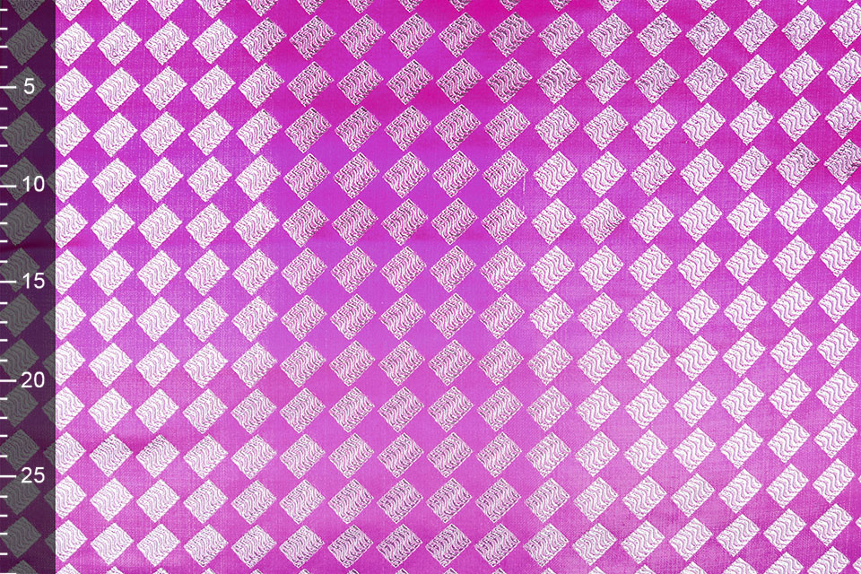 Brocade Checkered Cyclamen