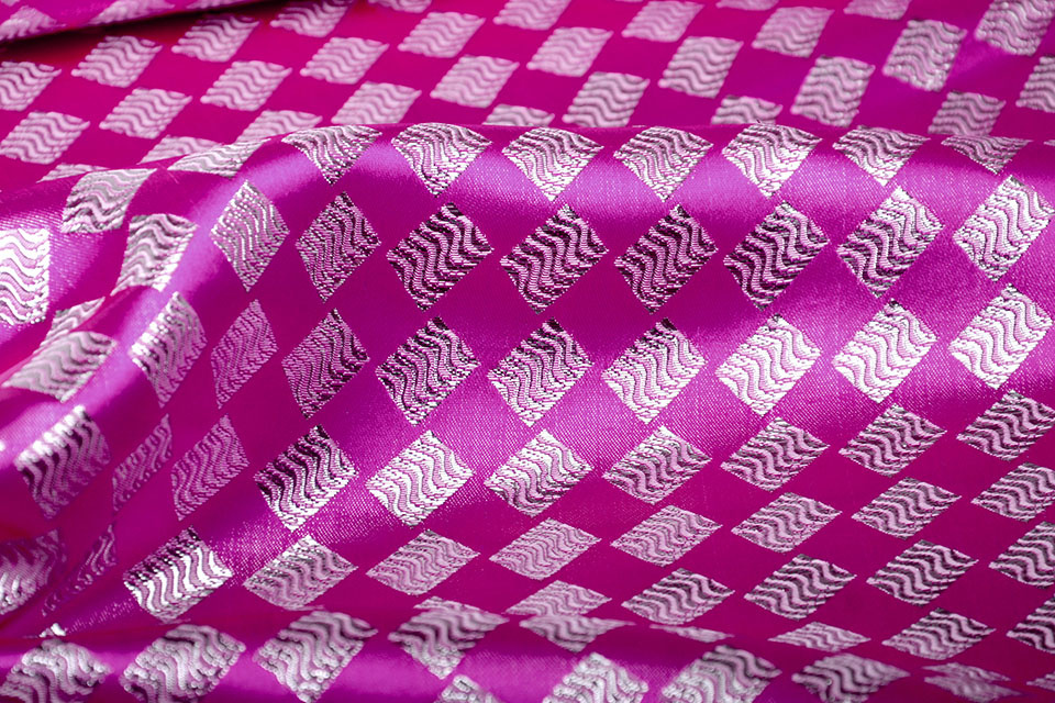 Brocade Checkered Cyclamen