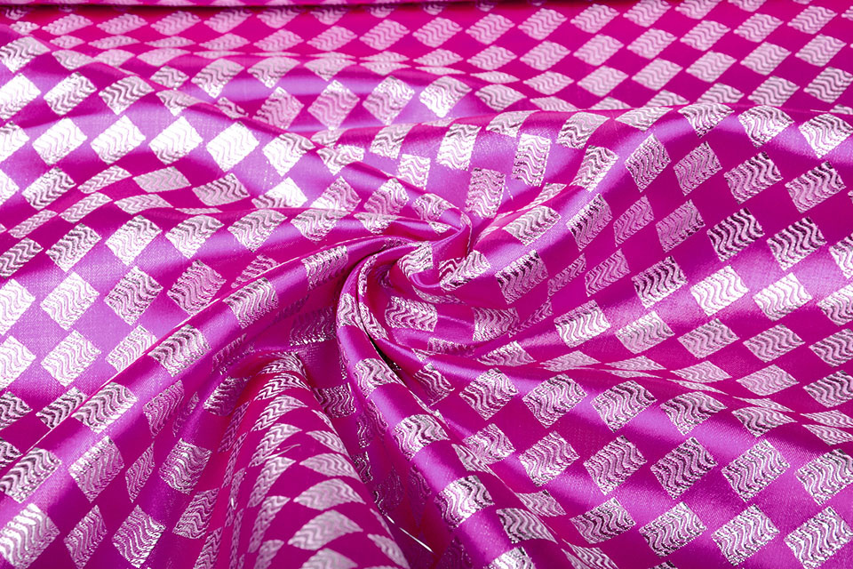 Brocade Checkered Cyclamen