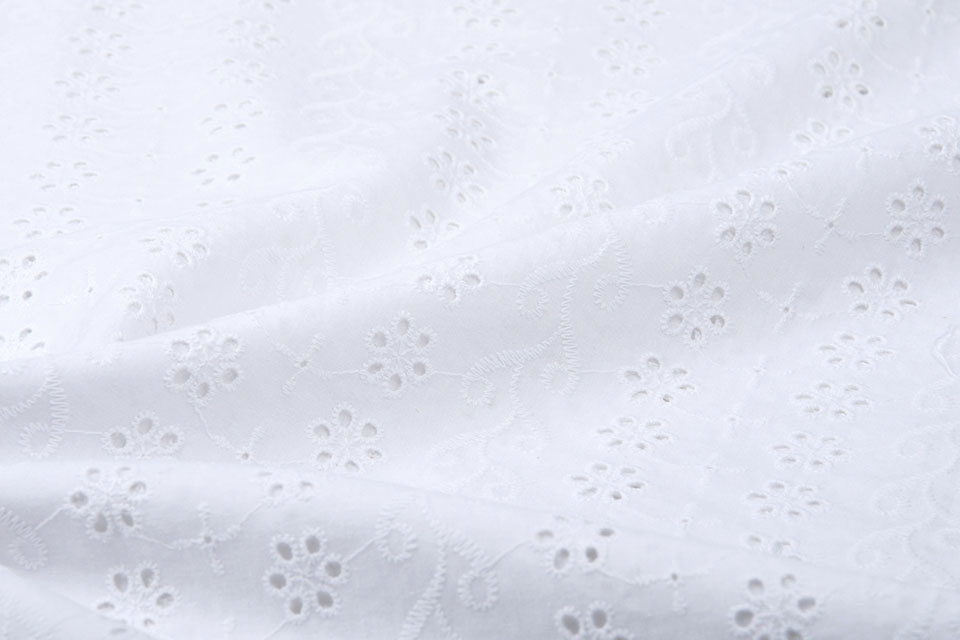 Broderie Katoen Nora Wit