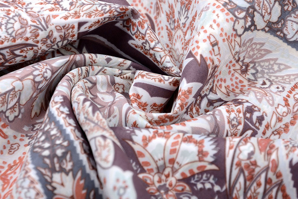 Polyester-Satin Ishidi Altflieder