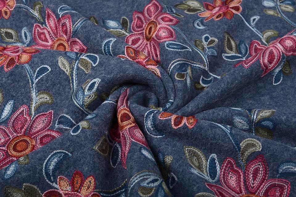 Flower Garland Jeans