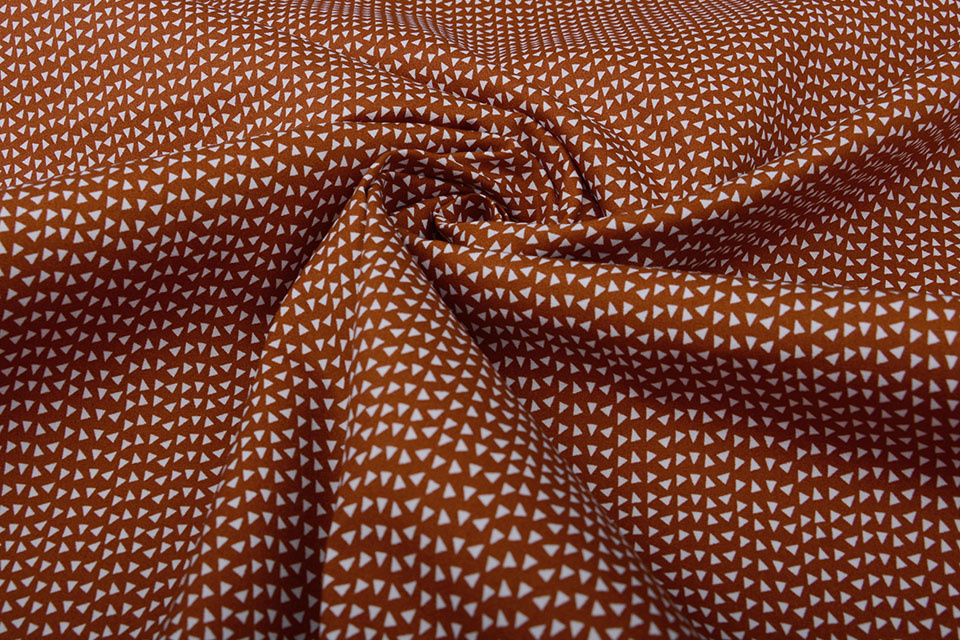 100% Cotton Triangle Rust Brique