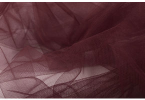 Bruids Tule Burgundy