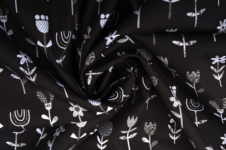 100% Cotton Flowers Black White