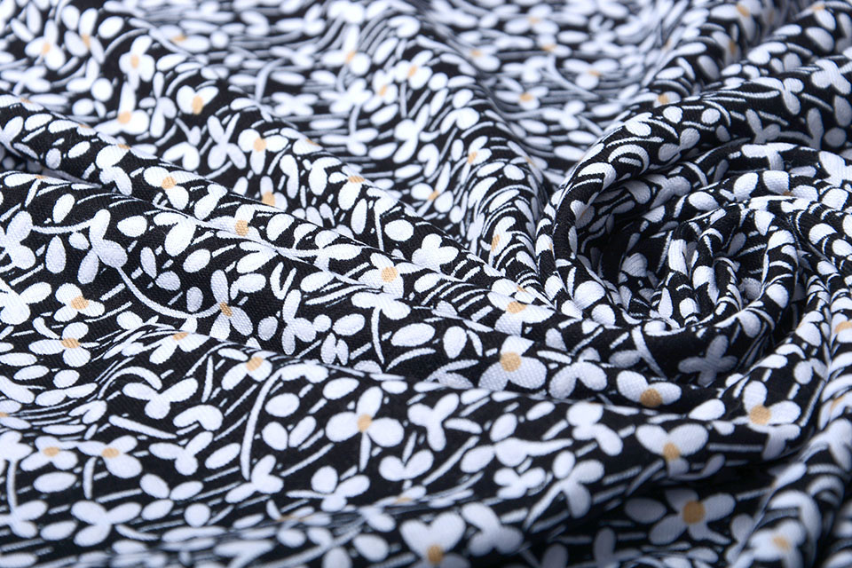 Viscose Jersey Lacquar Lola Black White