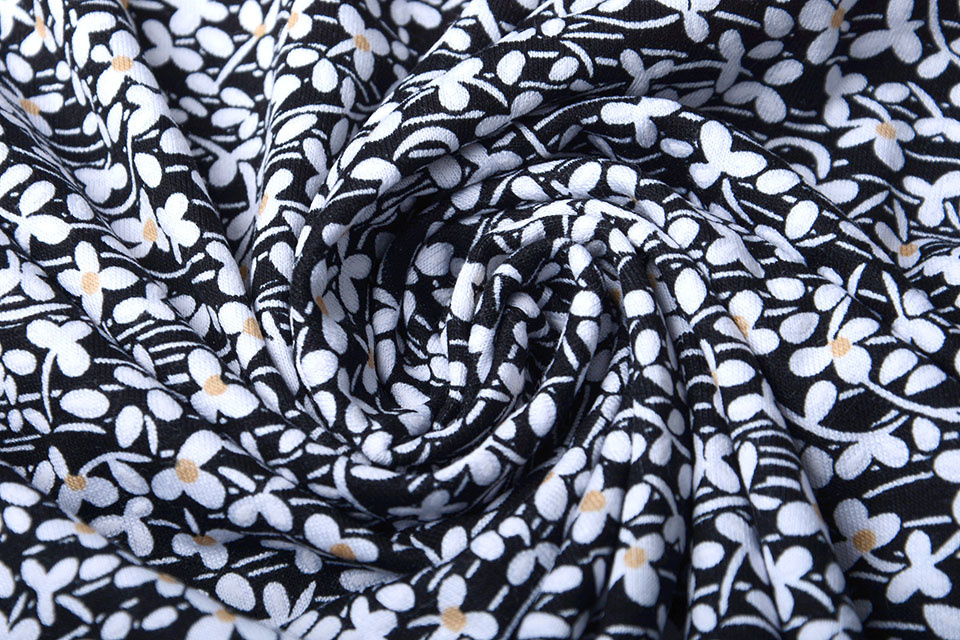 Viscose Jersey Lacquar Lola Black White