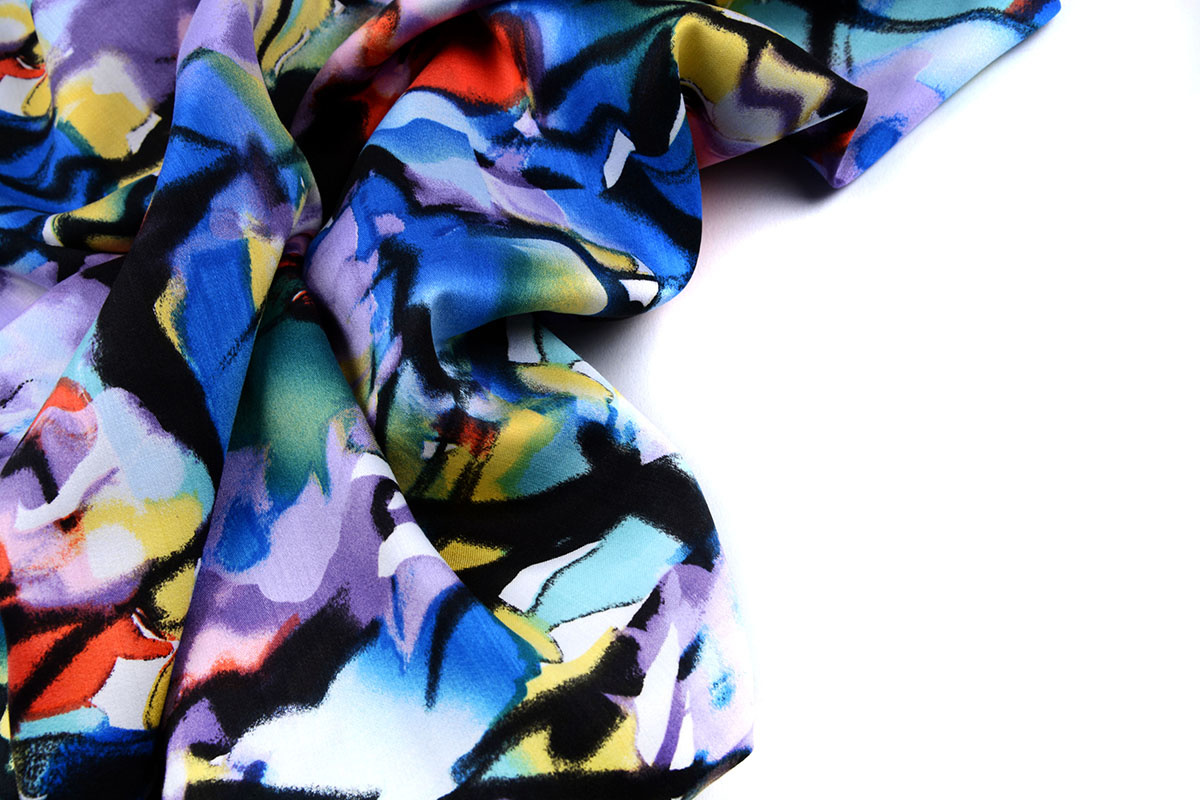 100% Viskose Digital Printed Menas Blau