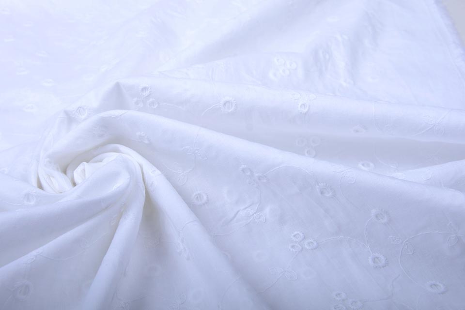 Embroidery Cotton Titi White
