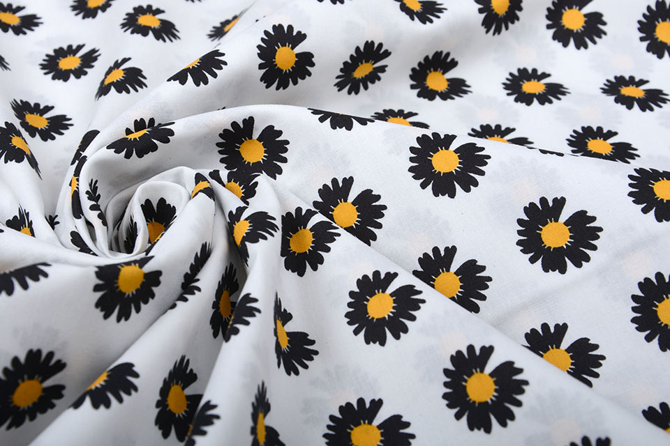 100% Cotton Margida White Black