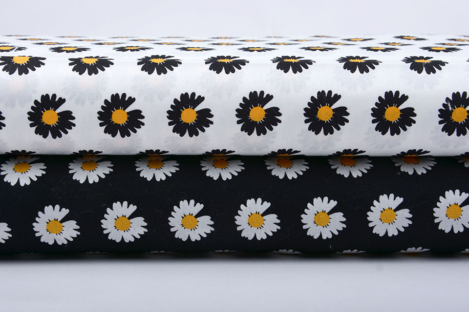 100% Cotton Margida Black White