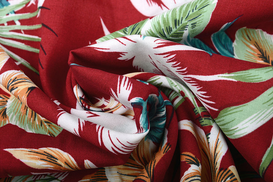 100% Viscose Tropical Palmleaves Wine Red